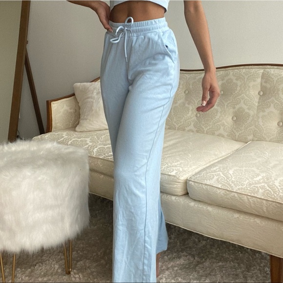 🦋Forever 21🦋 Flare Drawstring Pants - Picture 3 of 8